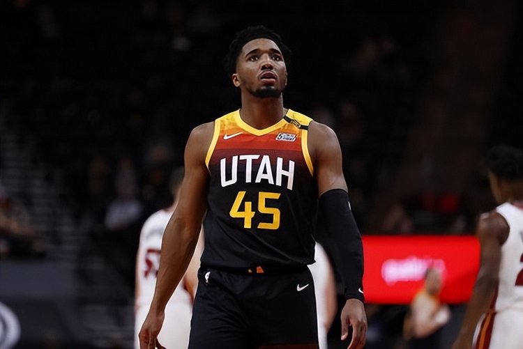 与战术即时 与战术即时