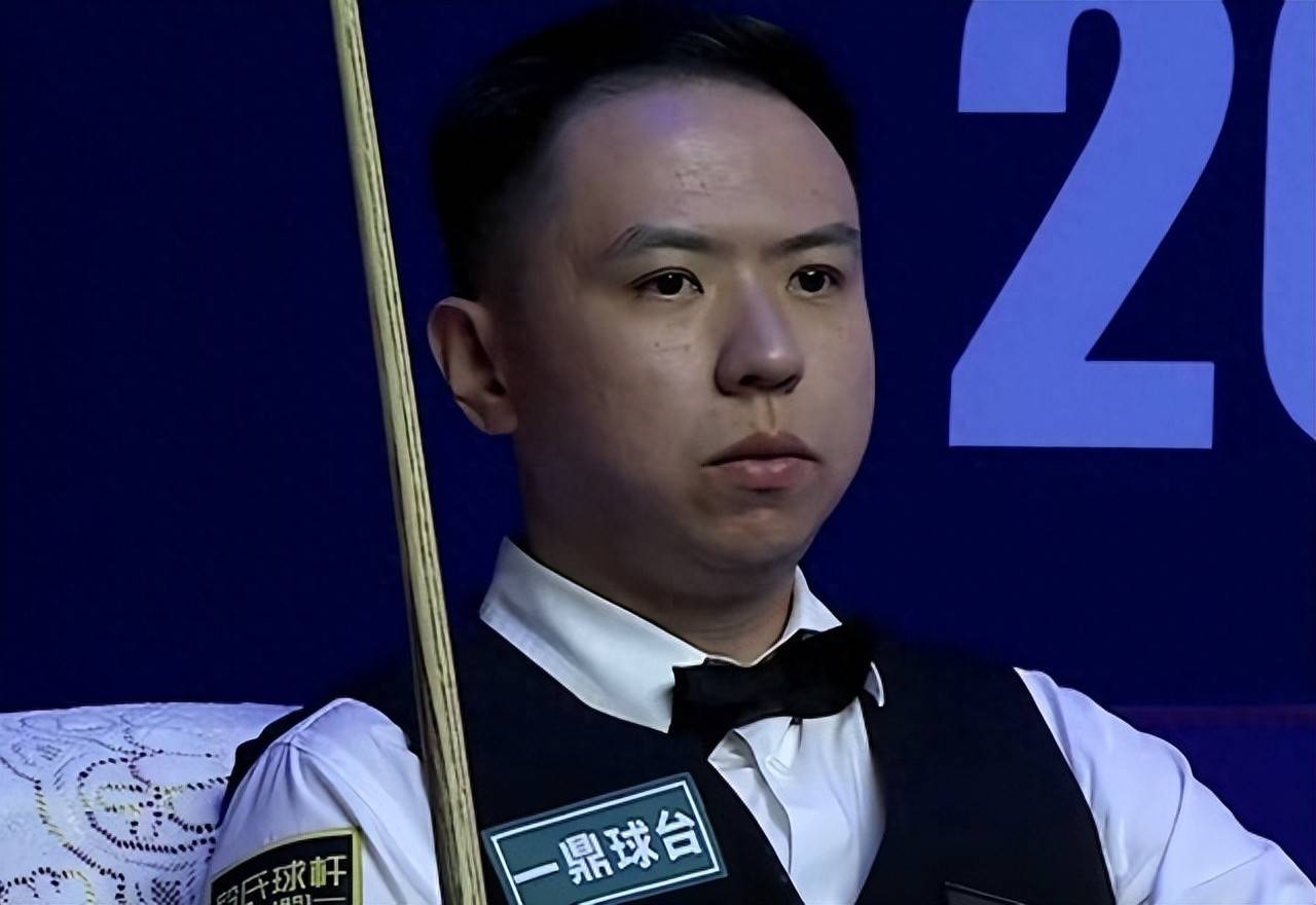 合在右侧形 合在右侧形