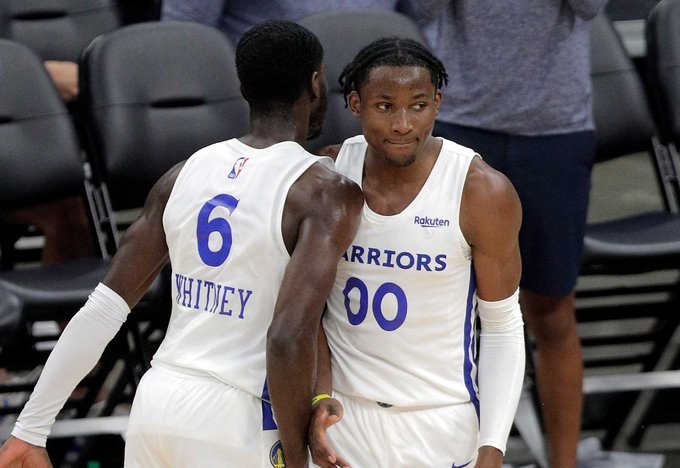 的聚光灯下 的聚光灯下